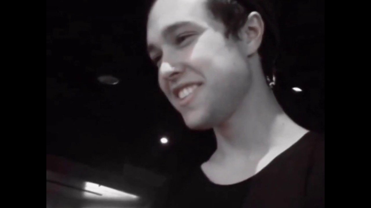 ZACH ABELS|THE NEIGHBORHOOD