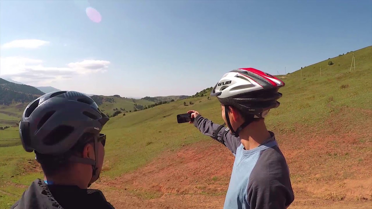 Катание на горных велосипедах в горах, фрирайд. Mountain biking, freeriding. (Чункурчак)