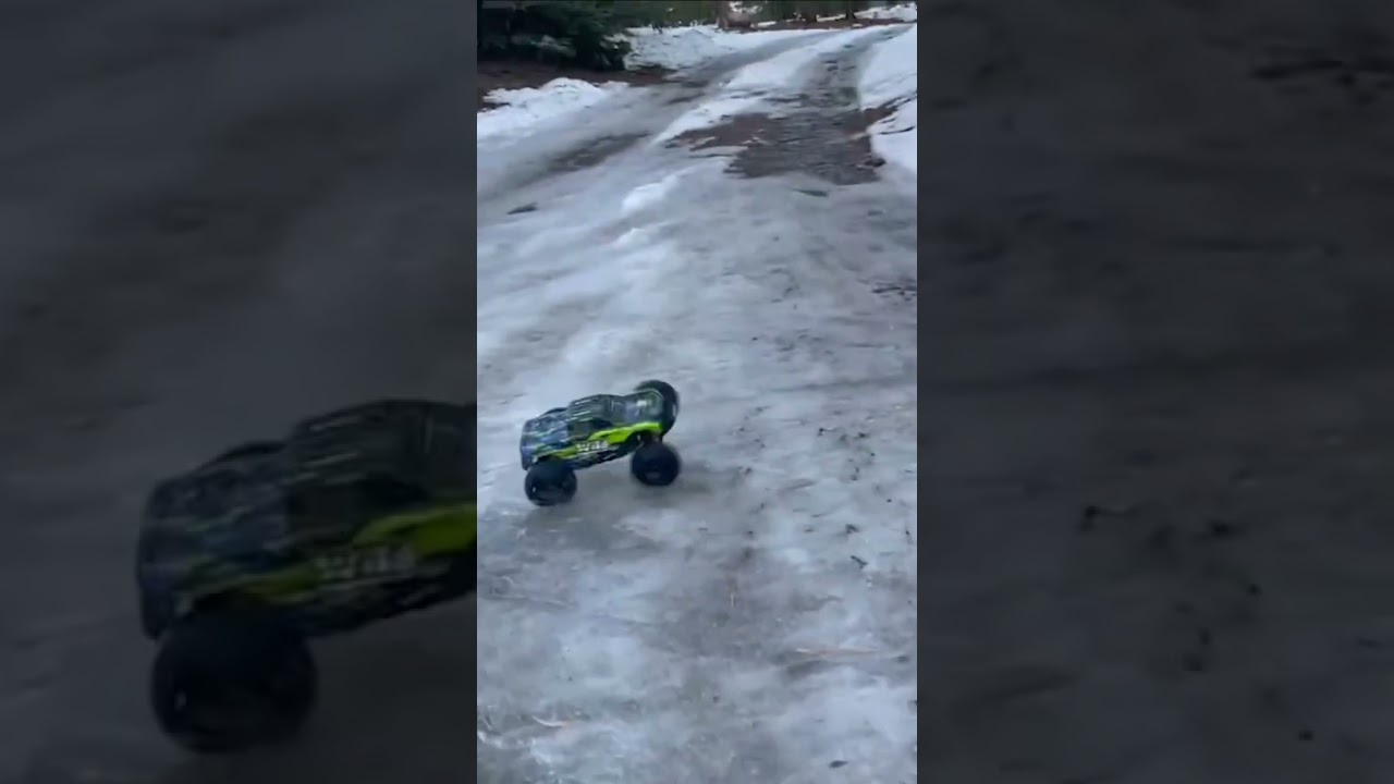 Fun in the snow? | remote control car | rc car | rc cars off road | rc trucks off road #shorts #rc
