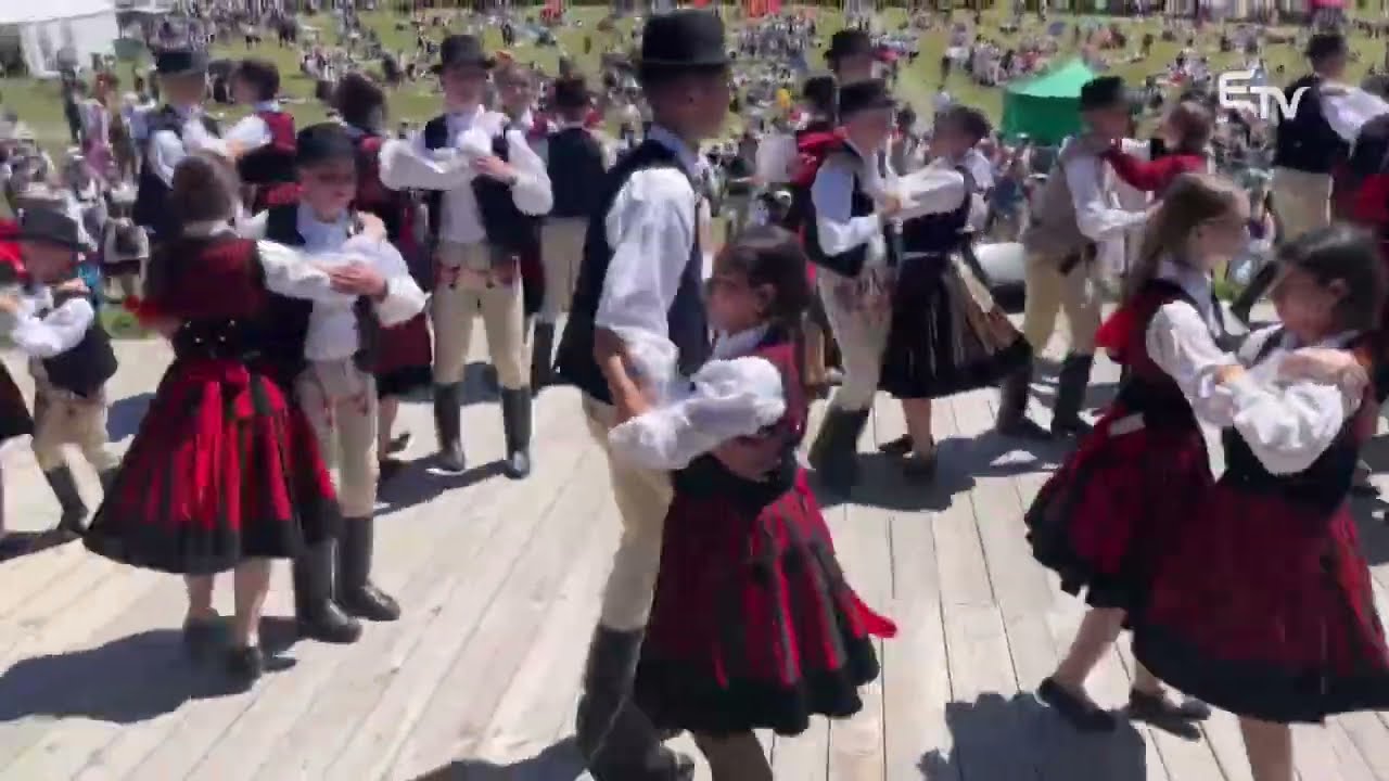 🎶 Ezer Székely Leány Napja a csíksomlyói Nyeregben