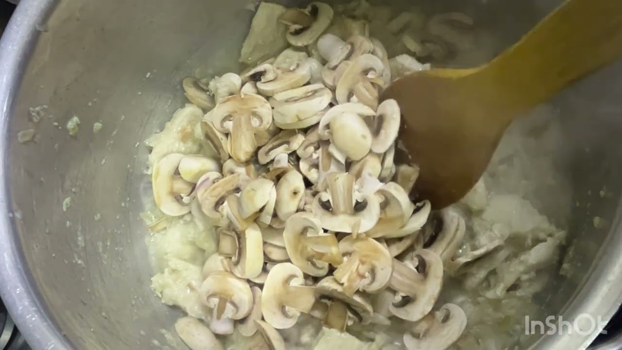 طريقة مكرونة السبانخ مع الدجاج لذيذه وسهله 