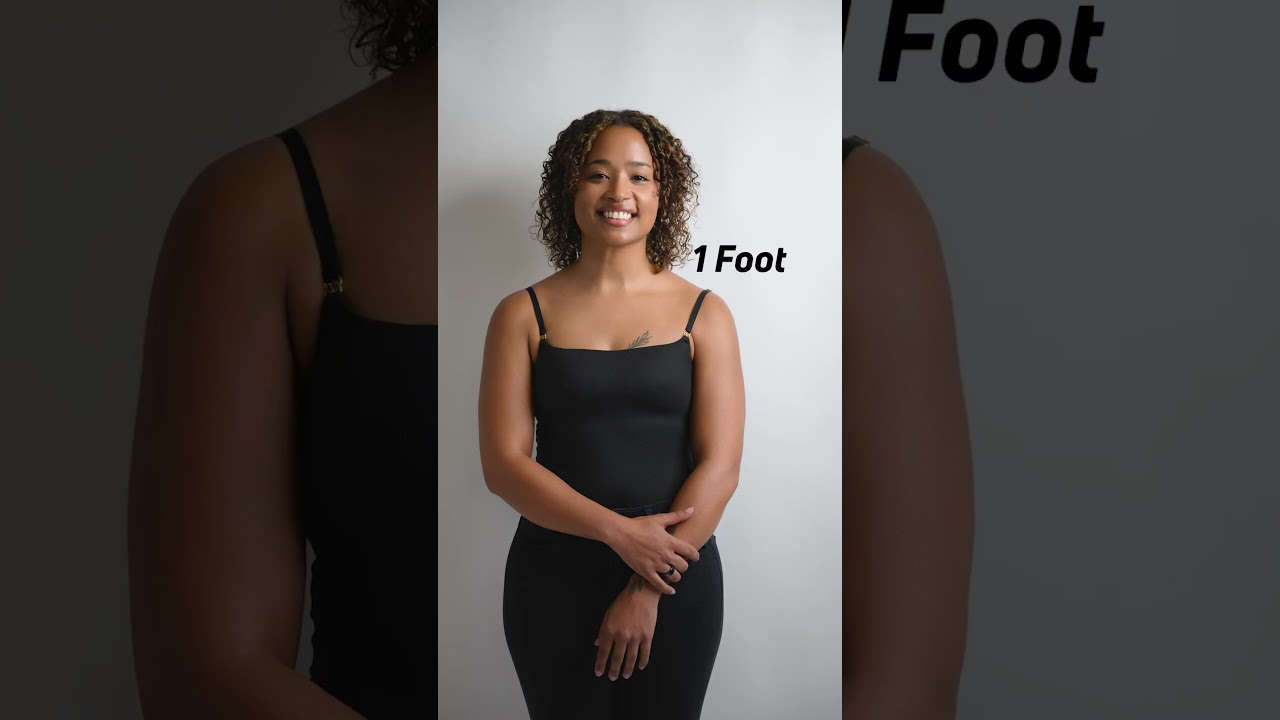 How Far Should Your Model Be From The Backdrop For Studio Photography #StudioPhotography #portrait