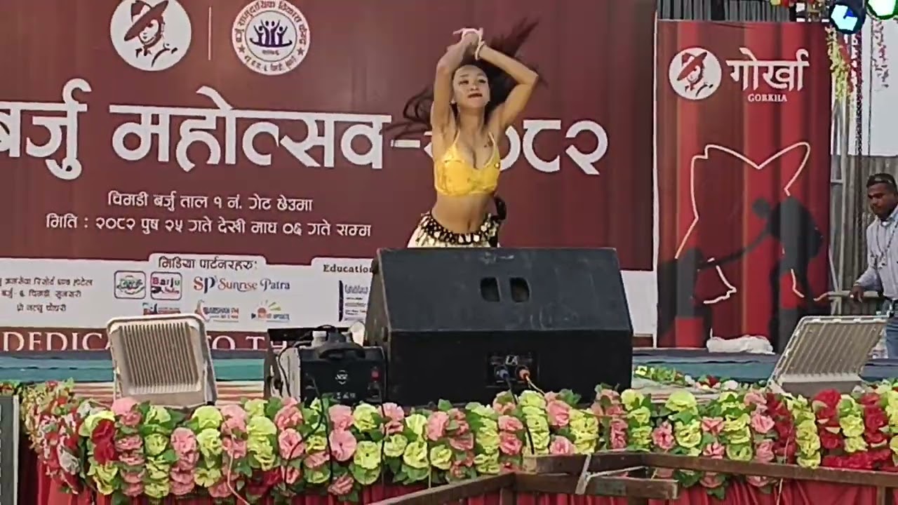 MANI MIRAJ SONG DANCING IN BARJU MOHATSAB....