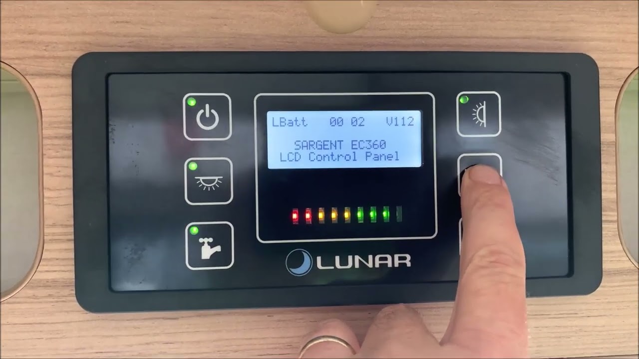 Lunar Quasar 544 2016 handover video