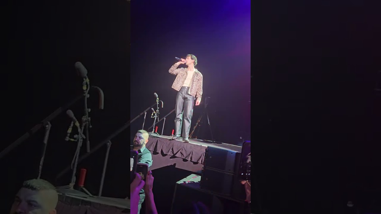 THE TOUR || Still in love with you/Australia/Hollywood/Just friends || Buenos Aires 25.4