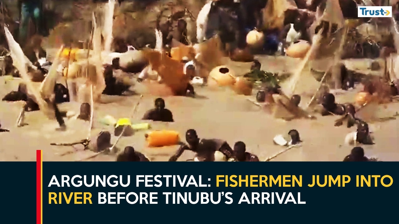 Argungu Festival: Eager Fishermen Jump Into Matan Fada River Before President's Arrival