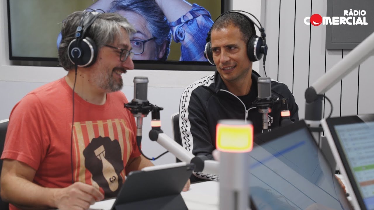 Rádio Comercial | O Homem Que Mordeu o Cão - Uma porca, uns porcalhões e uma câmara porca