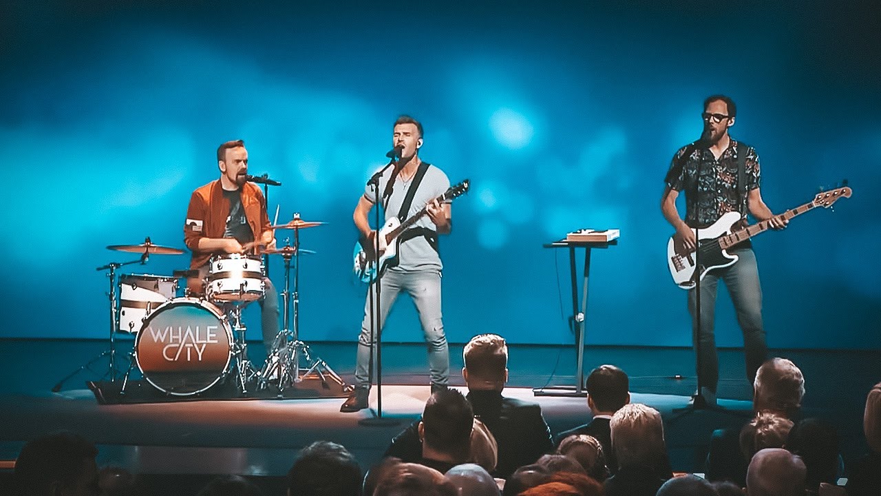 WHALE CITY - Moments (Bayerischer Sportpreis 2021 Live)