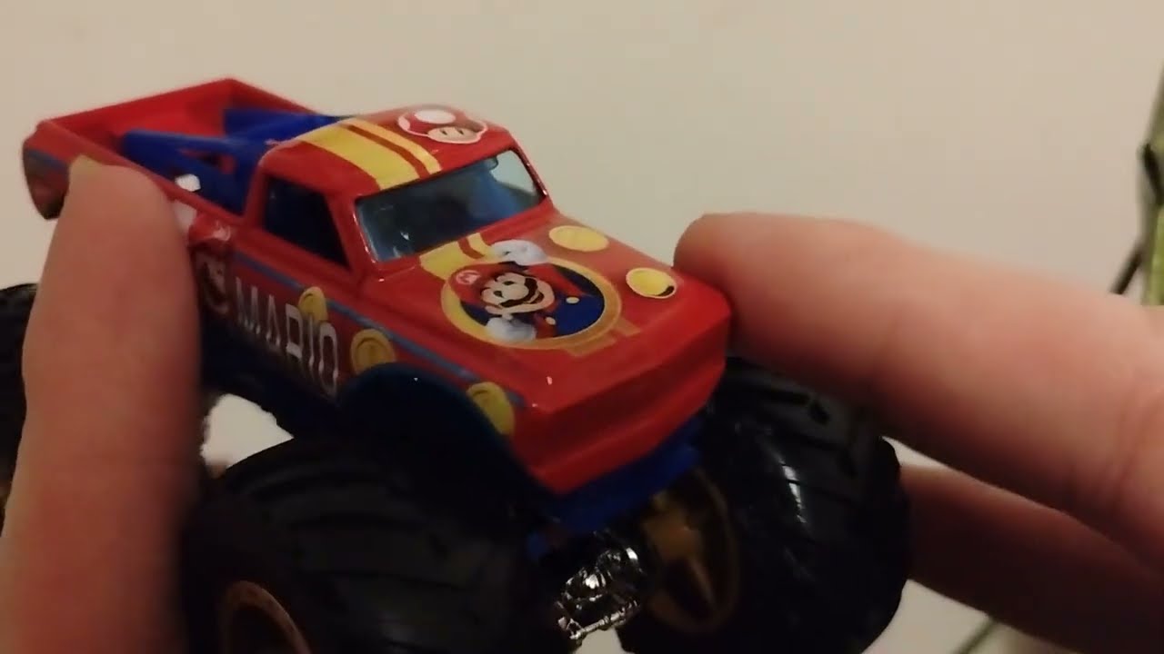 Обзор литых моделей монстр-траков Mario Hot Wheels