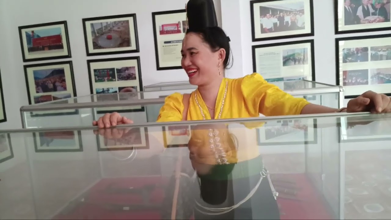 Mơi pi nọng má ỉn bảo tàng toi Quàng Hiểng nơ
