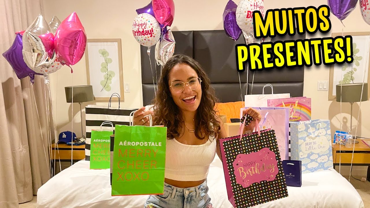 ABRINDO MEUS PRESENTES DE ANIVERSÁRIO! - RAFAELLA BALTAR