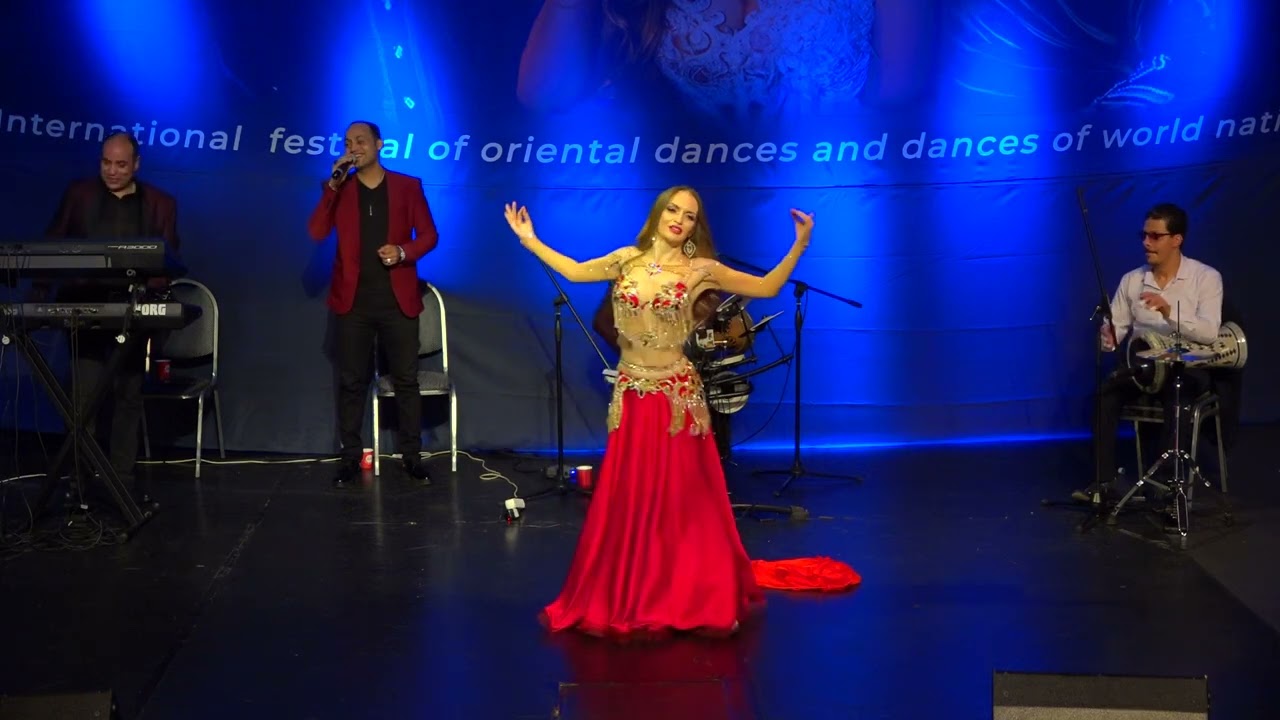 Eugenia with Amar Surage orchestra - Gabbar