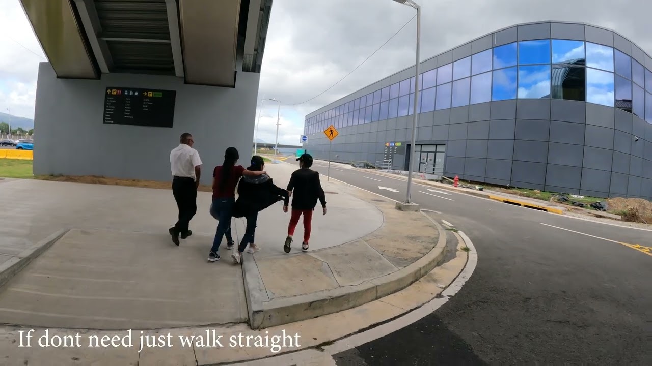 Walking to the Metro Station from Terminal 2 Tocumen Airport in Panama city, easy and cheap