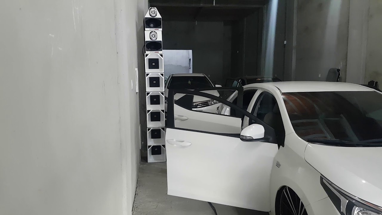 Corolla com som interno Diego Som Itabaiana Sergipe