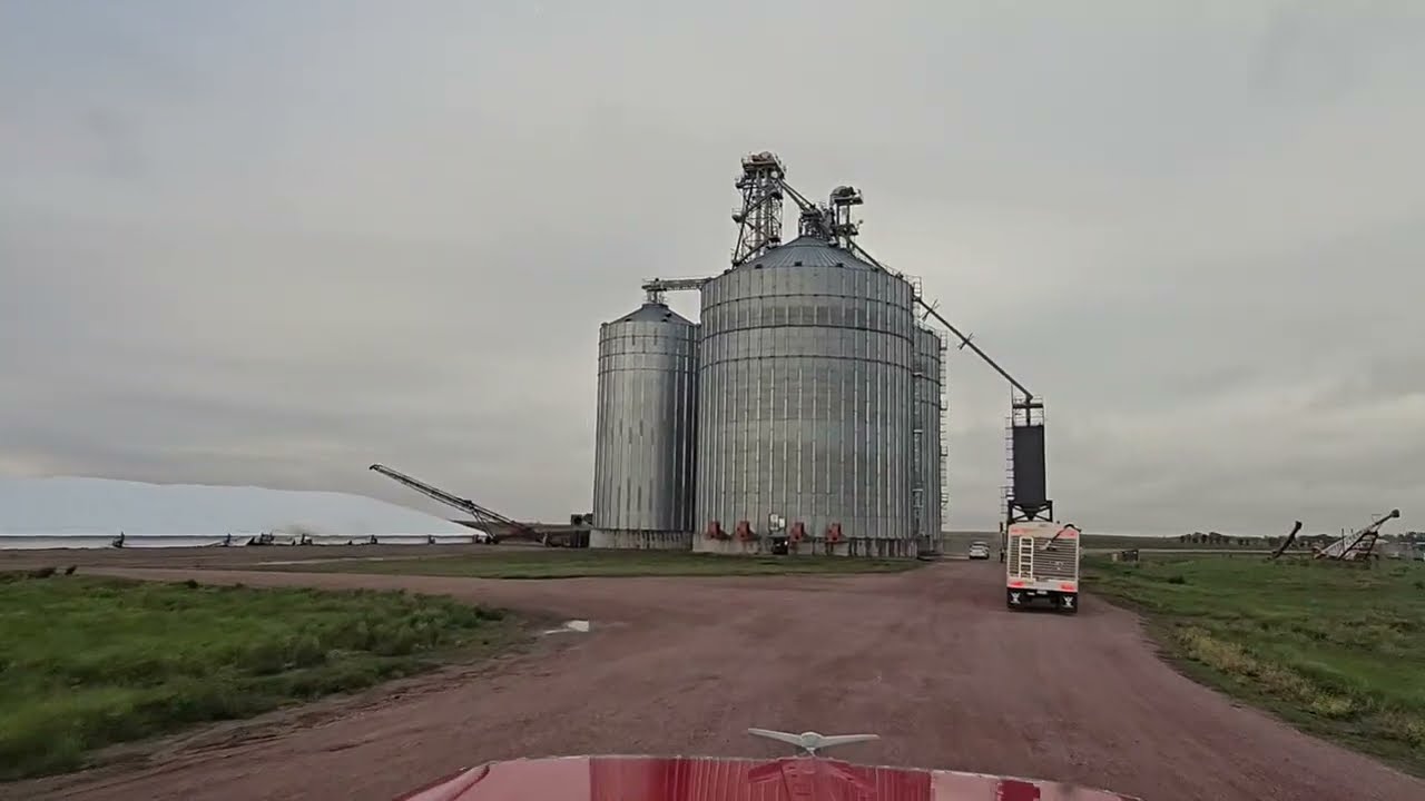 Rolling Through Nebraska: Grain Haul from Wakefield to Jackson