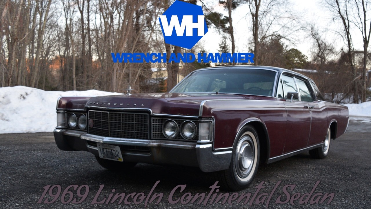 1969 Maroon Lincoln Continental Sedan - Full Overview