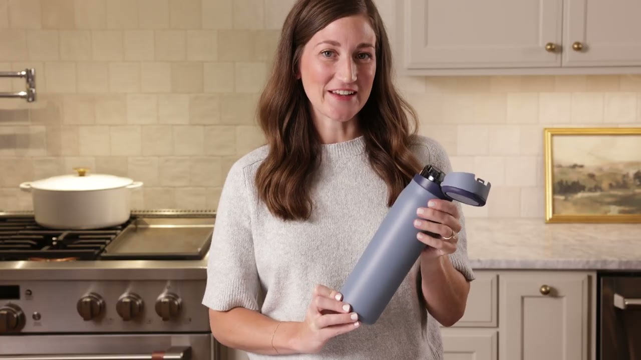 Introducing the all new Mesa Loop Bottle from Simple Modern