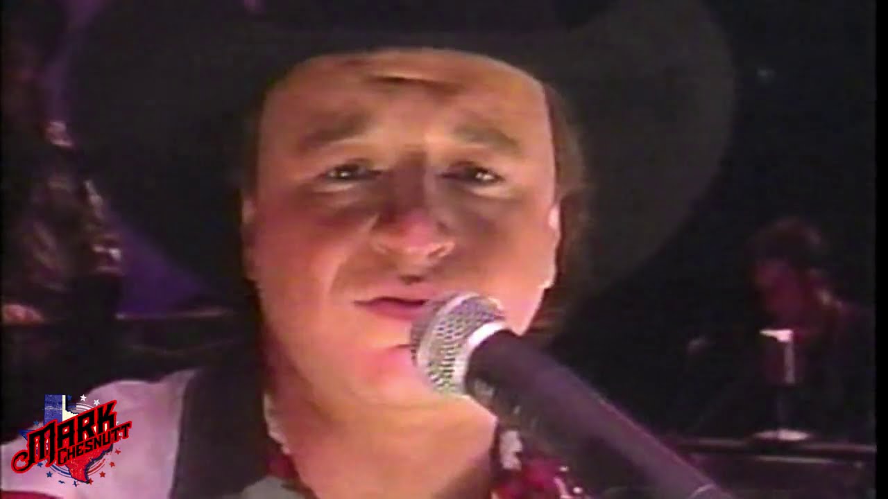 Mark Chesnutt - I Just Wanted You To Know (Live at the Houston Astrodome)