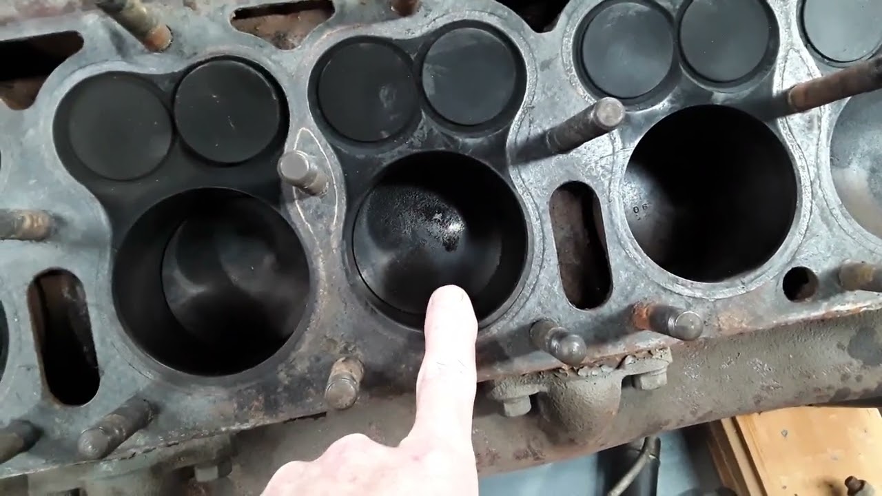 1942 Lincoln Continental V12 Engine Update.
