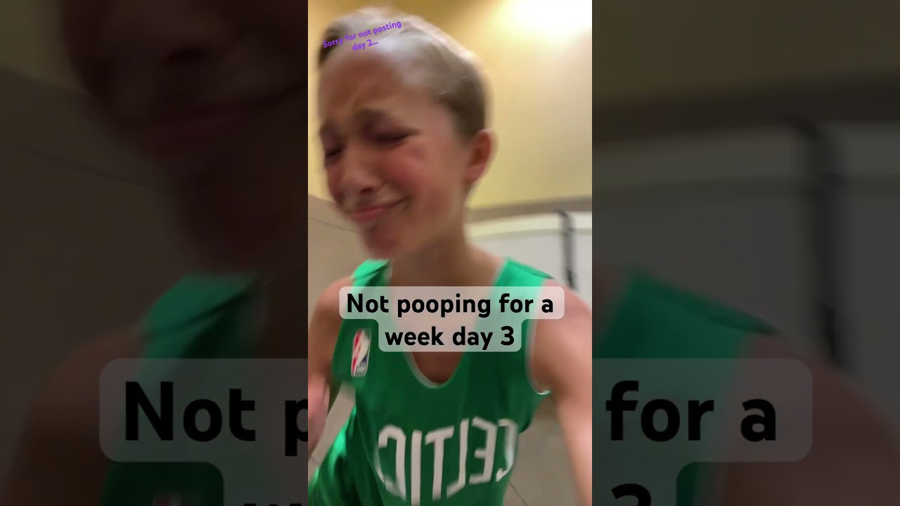 Not pooping for a week day 3 🚽🧻🚫 #shorts #funny #poop