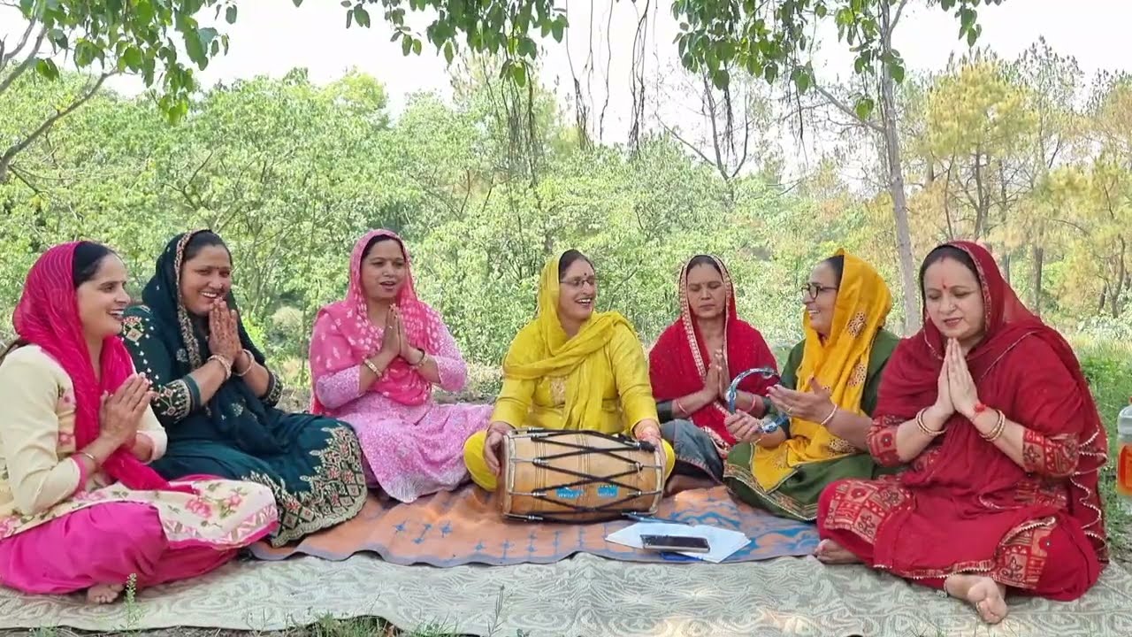 #bhajan  सानू तेरा रंग चढेया मां वैष्णों असीं तेरा दर मलेया मां वैष्णों #kirtan With Lyrics 🙏🏻