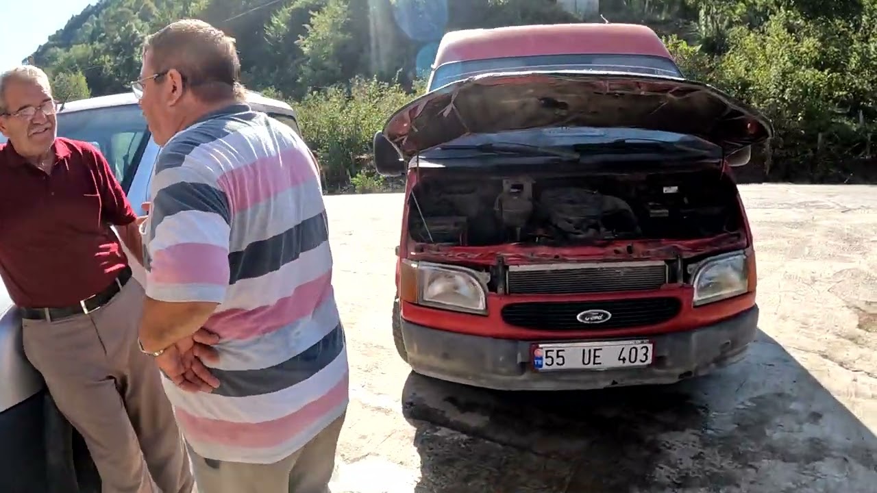 Fındık işçilerin Arabası Ford transit Çekmiyor / Yakıt Otomatiği Tıkanmış /  Filtreye Su dolmuş