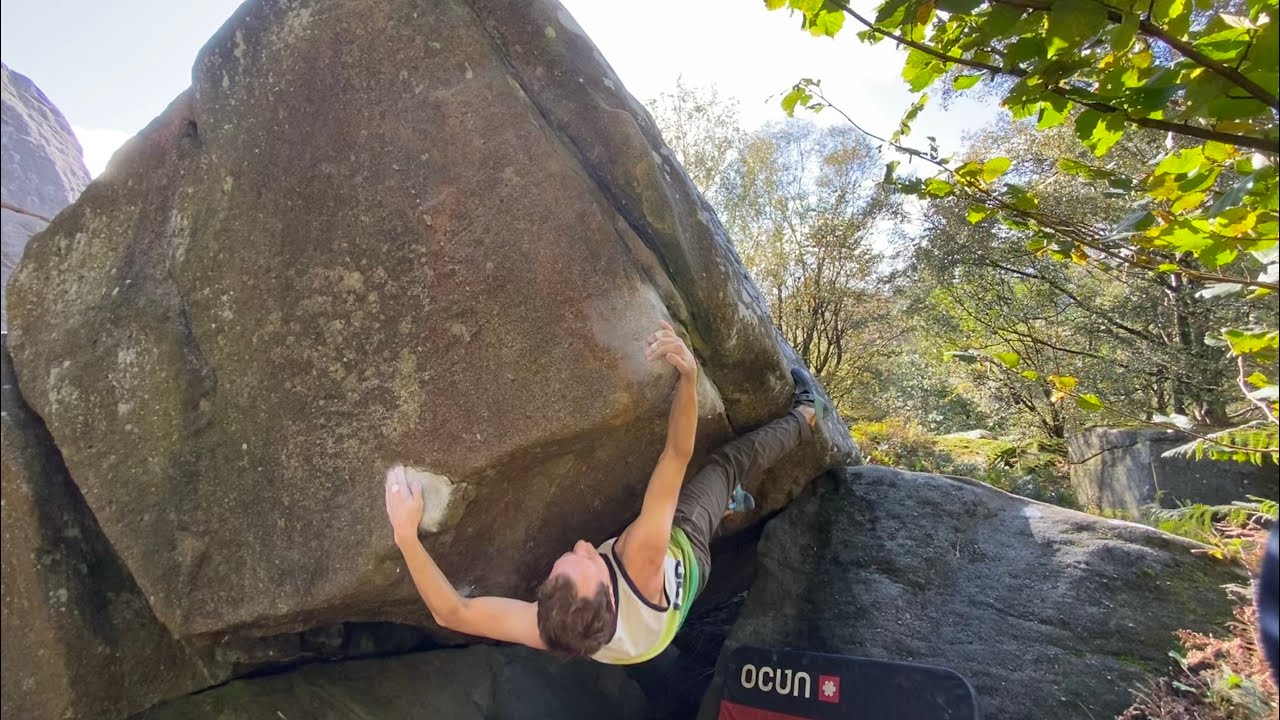 Black Chipper Arete (7A+), Brimham Rocks