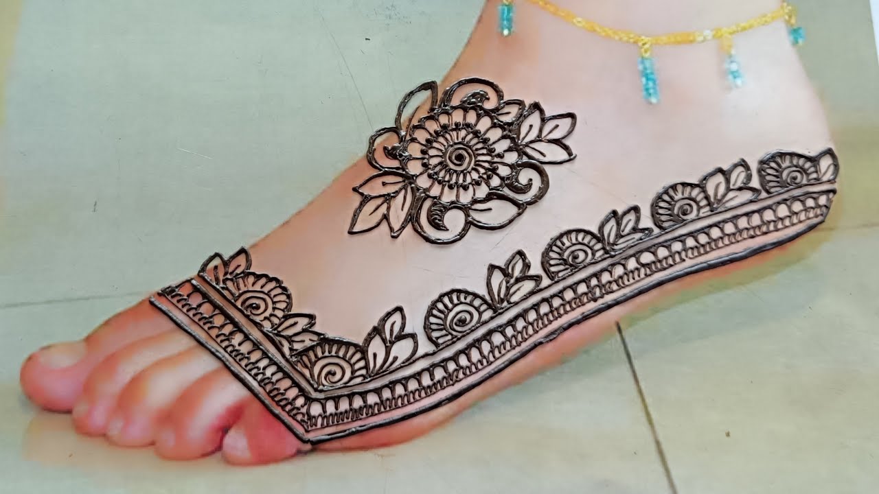 Live mehandi class 1st time 🙏🏻/ feet mehandi design#live #mehandi #hennadesigns #hennadesigns