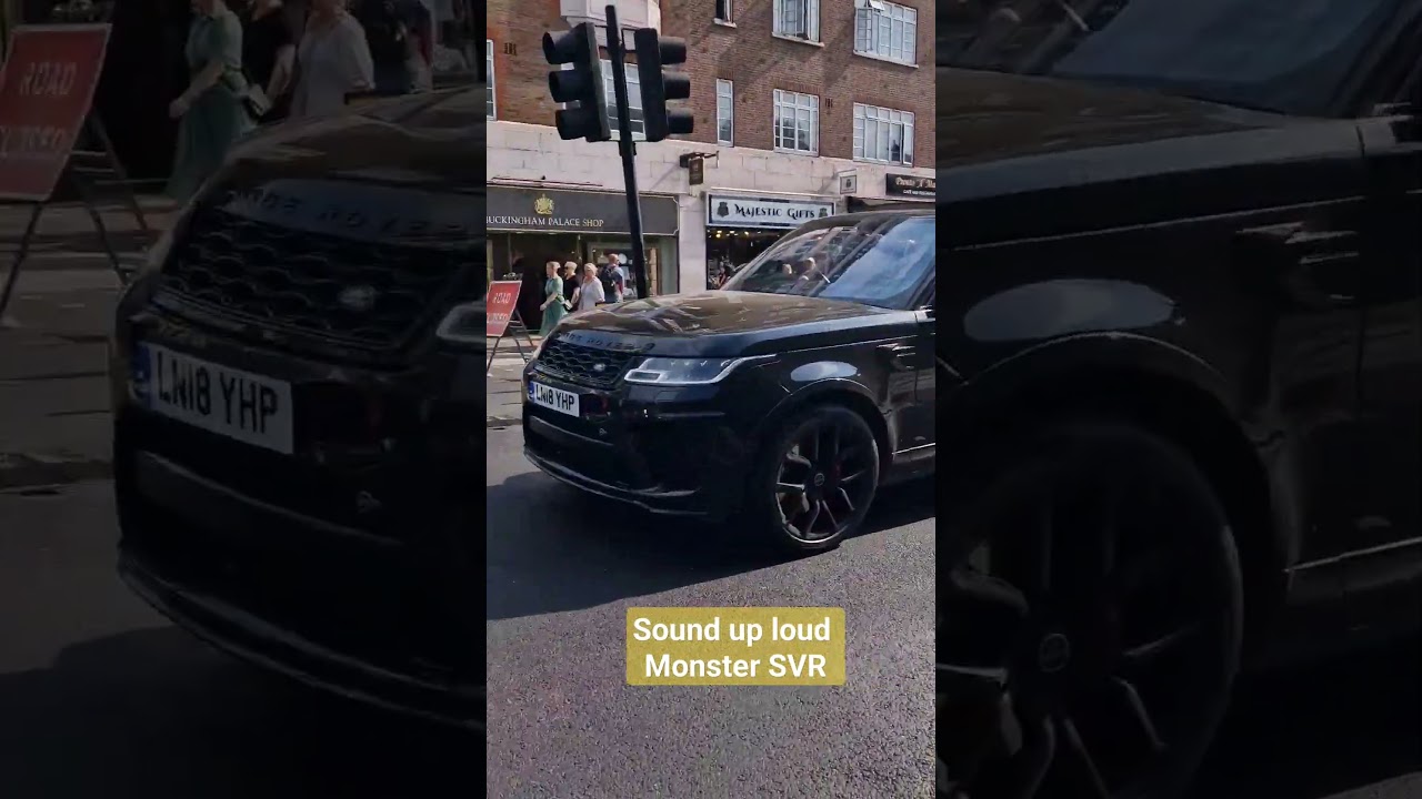 Range Rover SVR with great sound. 