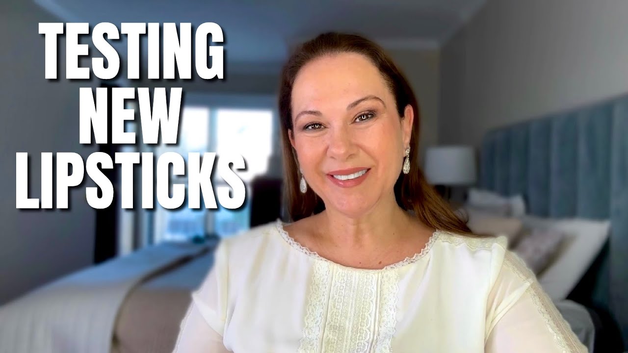 TESTING NEW LIPSTICKS