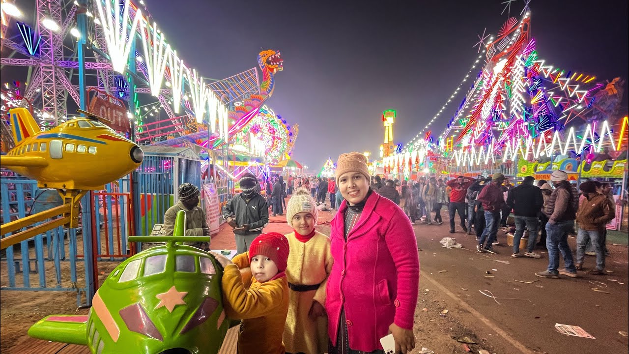 Gwalior Ke Mela Mein Arhant Aayna Helicopter Chalaya
