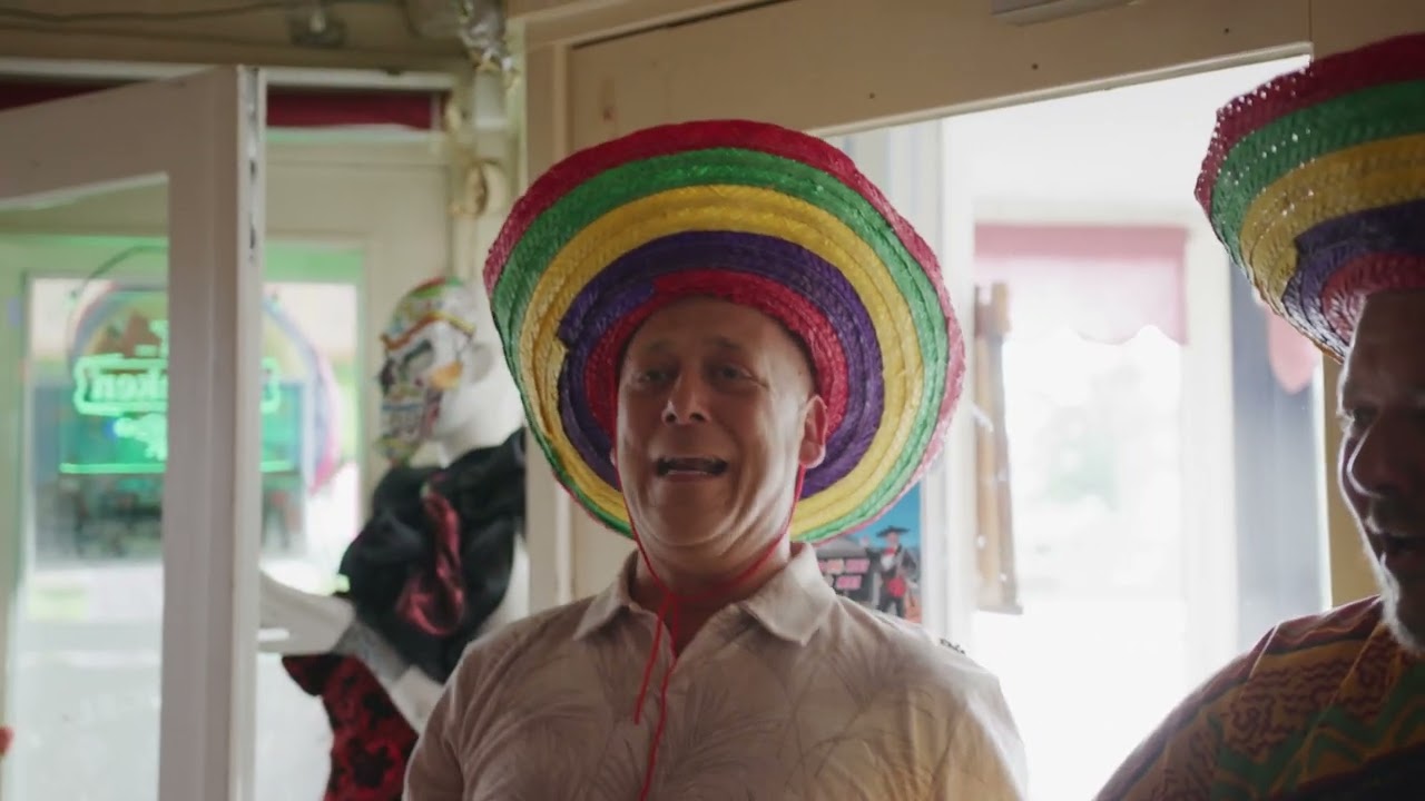 Danny van der Heijden - Onder De Sombrero (Officiële videoclip)