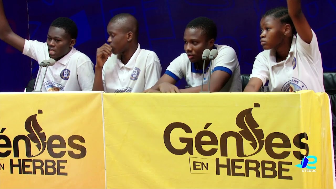 1/2 finale concours provincial des génies en herbe : Marie immaculée vs St Joseph de Cuneo.