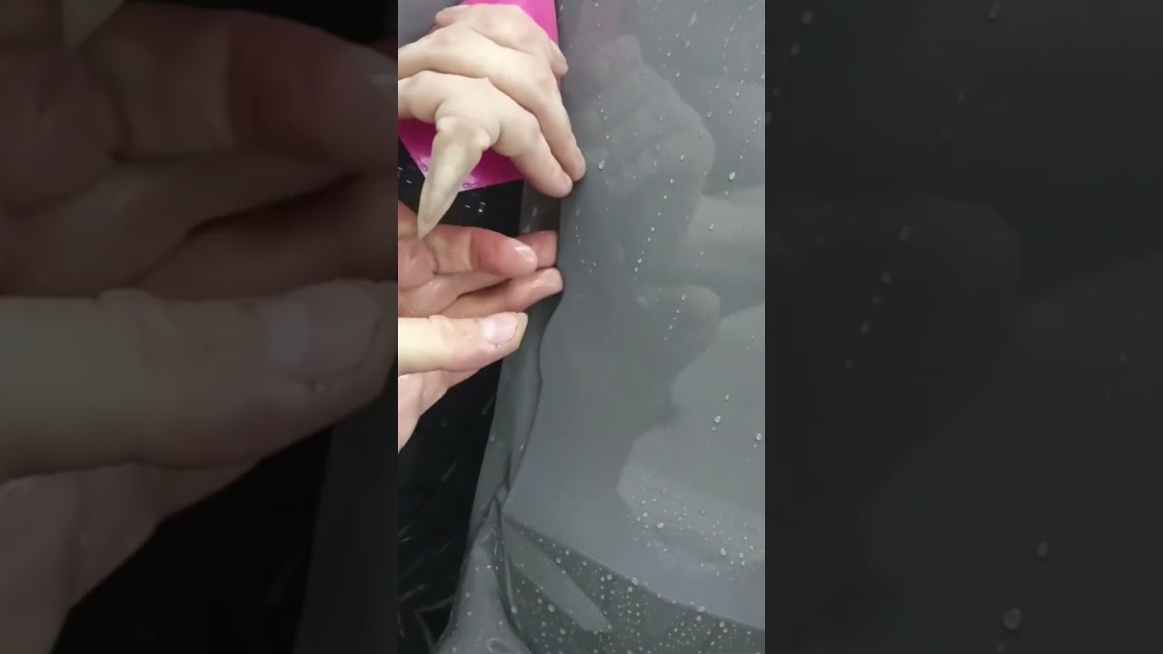 Оклейка автомобиля Mercedes Benz в приятный оттенок Nardo Grey Gloss, плёнка SUNMAX