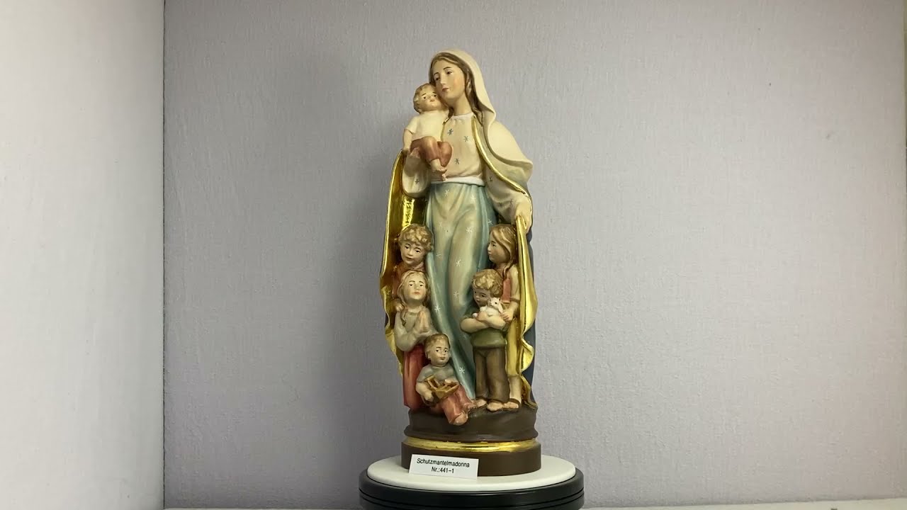 Heiligenfigur - Holzfigur coloriert - Schutzmantelmadonna