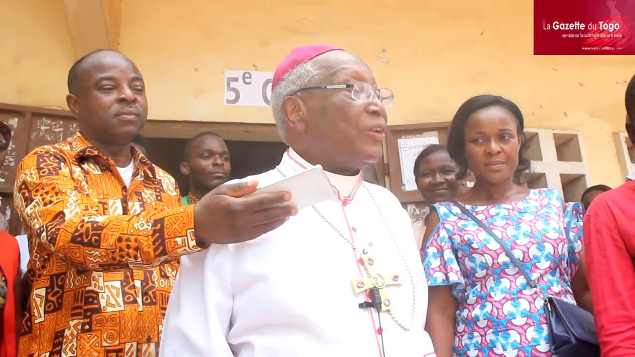 L’ Archevêque émérite de Lomé Mgr Philippe KPODZRO a voté ce matin à l'EPP Amandahomé