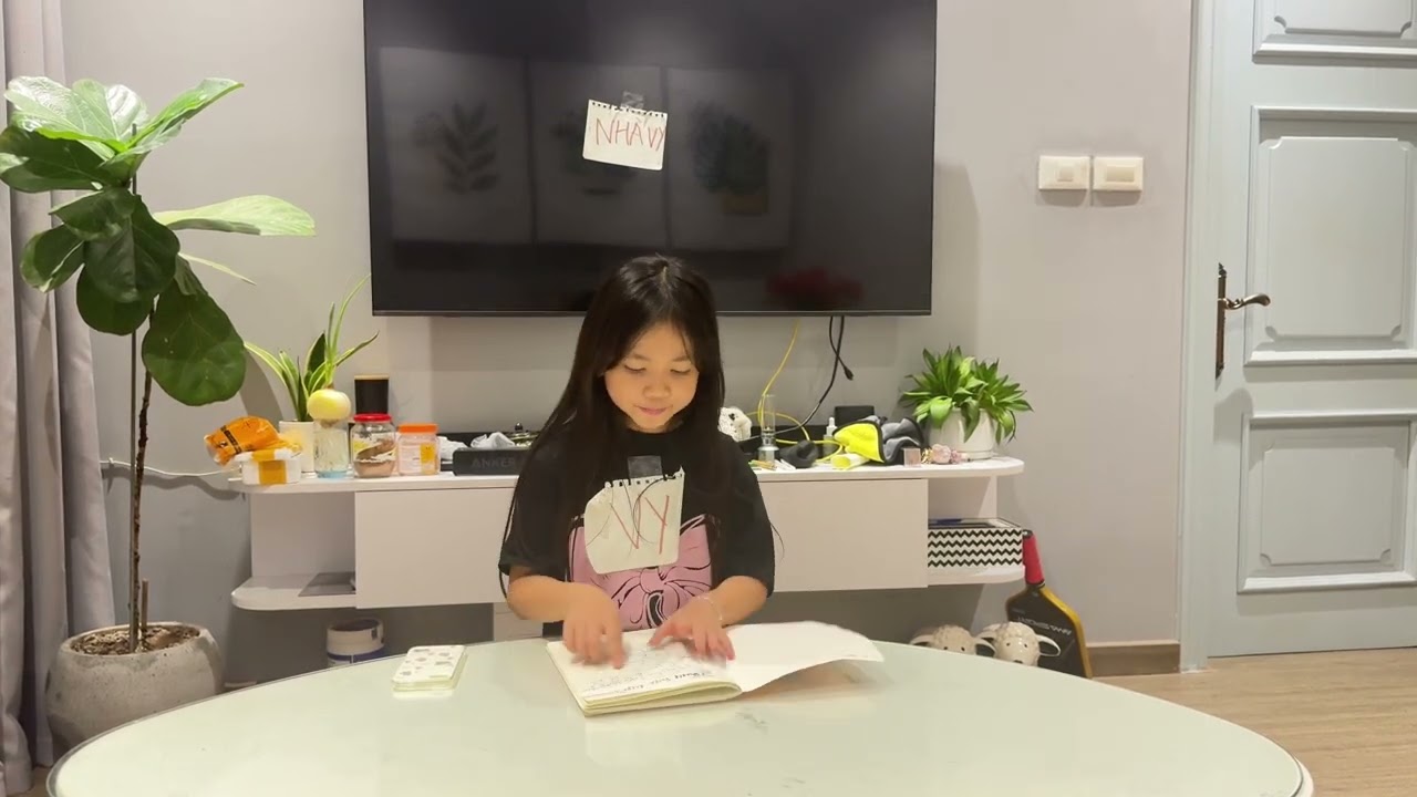 Phim đầu tay vừa biên-dựng-diễn trong 25 phút of các Báo thủ 🤣