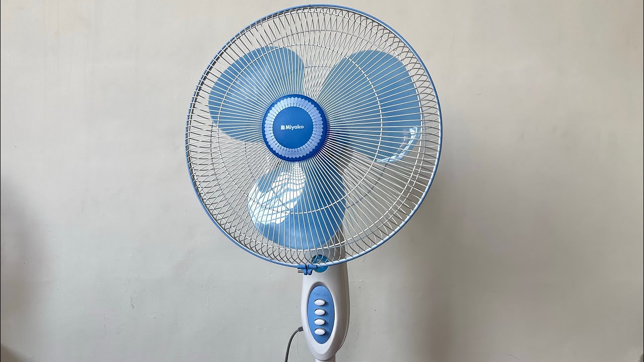 Miyako 16&rdquo; Stand Fan