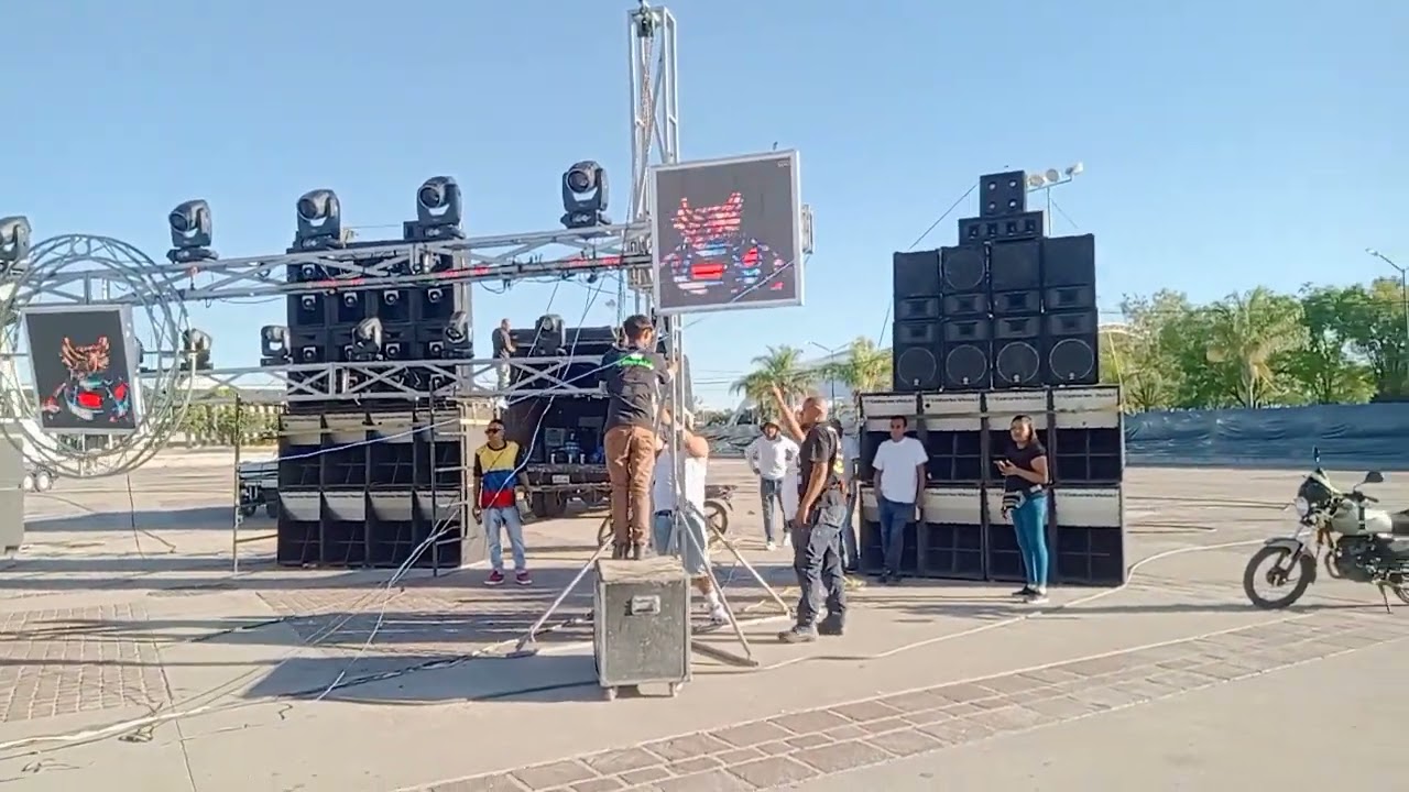aniversario de sonido perico explanada de la feria León Gto Memo mix de Tepito y sonido candela