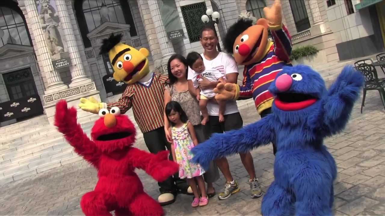 Universal Studios Singapore welcomes its 10-millionth superstar