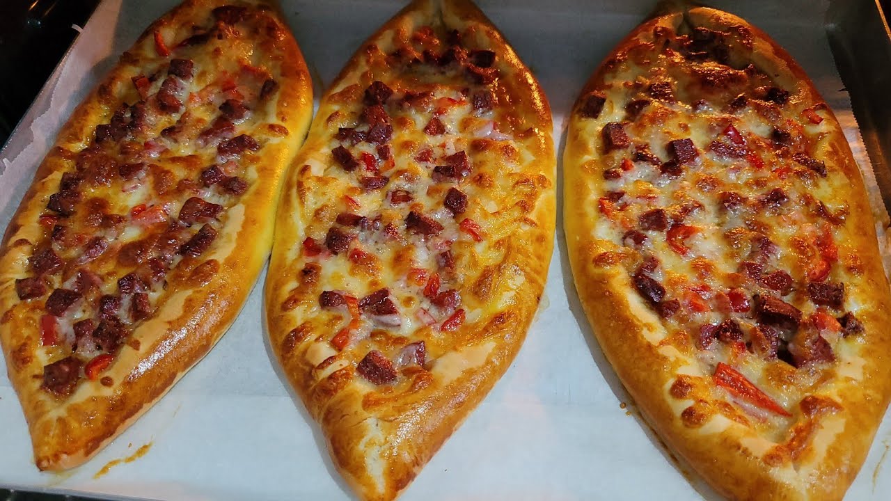 Sucuklu kaşarlı pide nasıl yapılır❓️Evde Kaşarlı ve sucuklu pide yapımı✅️💯