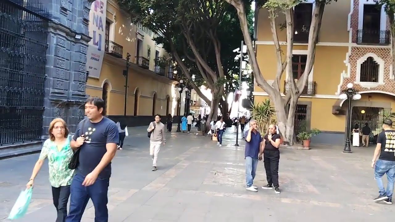 Calle 4 sur Centro Histórico Puebla, México.