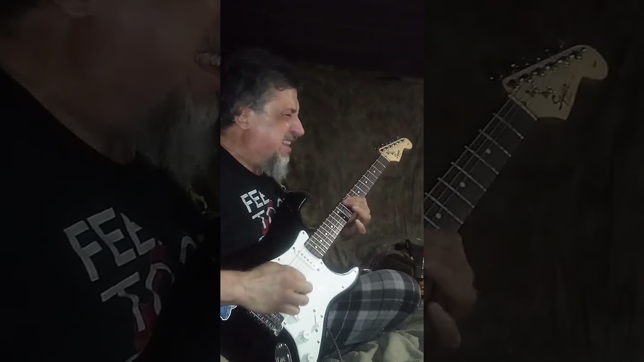 Rocktard William Tressler plays a quick Oliver Magnum tribute