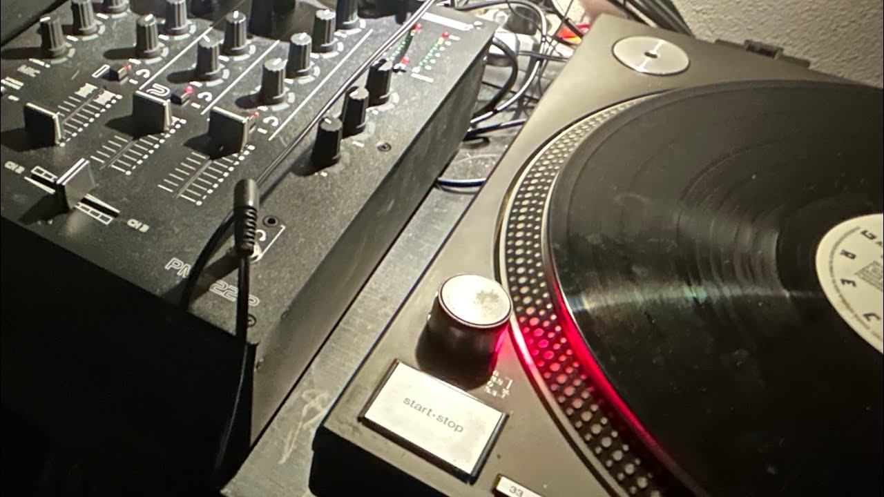 Back to vinyl underground housemix.