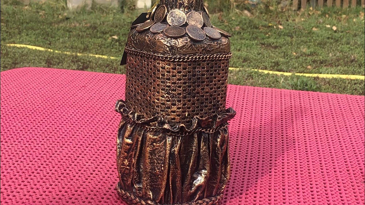 DIY: How to make Bag of money theme on a whiskey bottle TUTORIAL