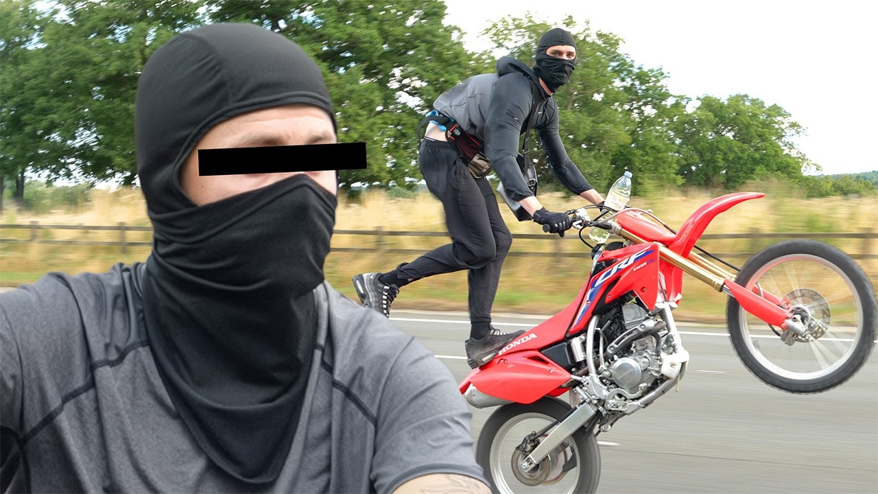 Inside London's Illegal Bikelife Culture