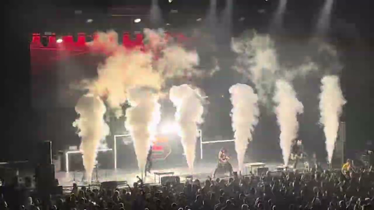 SKILLET SURVIVING THE GAME Live in Toledo