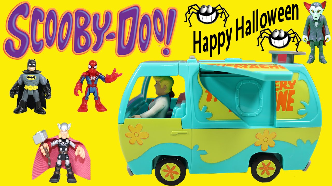 Scooby- Doo Halloween Adventure with Transforming Mystery Machine & Marvel & DC Super Heroes!