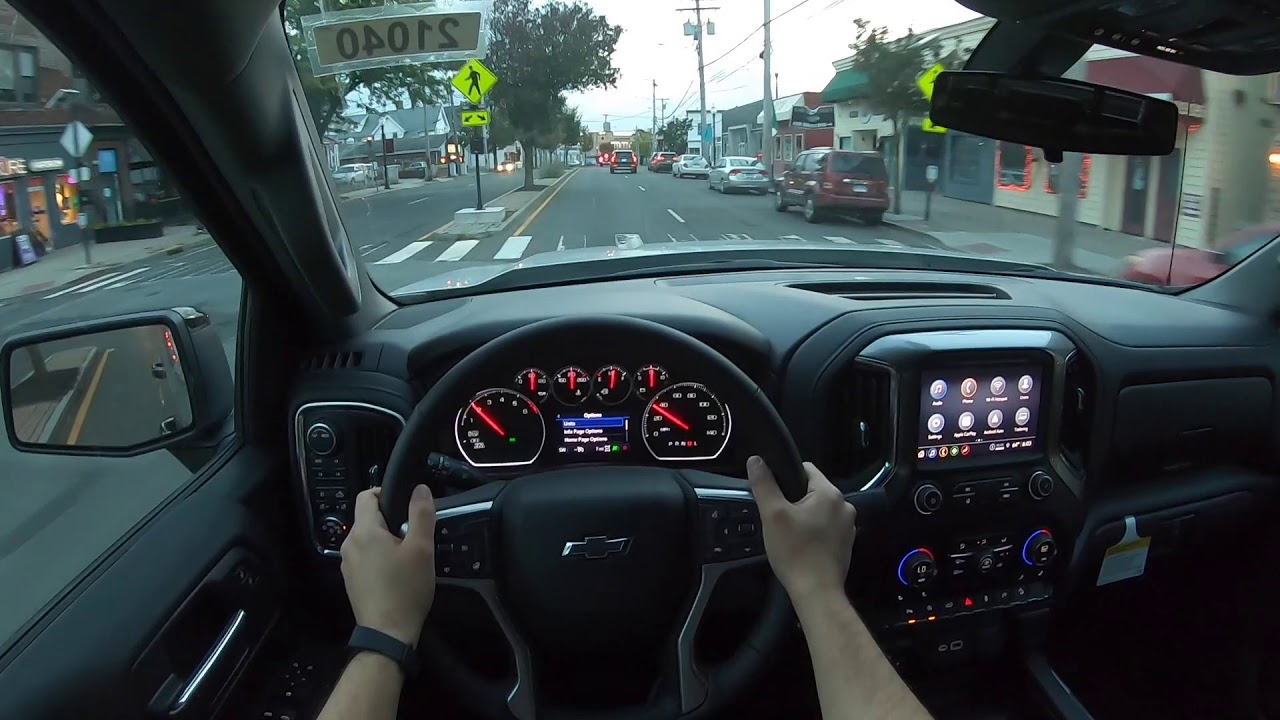 Тест-драйв и впечатления от Chevy Silverado 2021 года с точки зрения публики