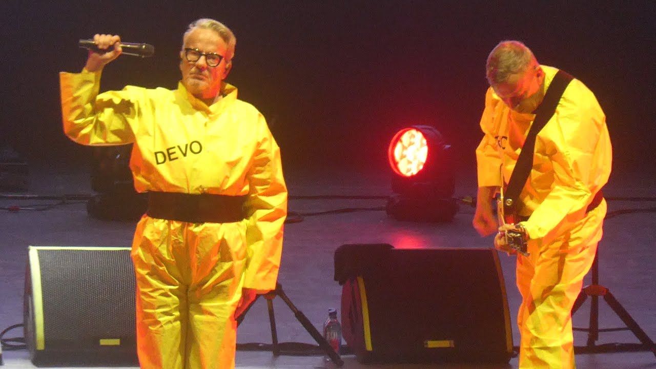 DEVO - FULL SHOW - COSMIC DE-EVOLUTION TOUR@PNC Bank Center Holmdel, NJ 10/4/25